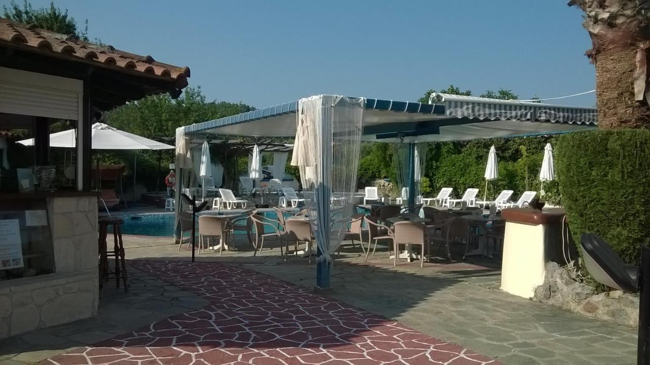 Aquarius Hotel Fourka Exteriér fotografie